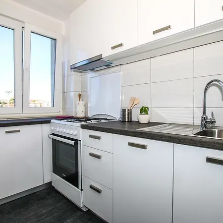 Apartment Sandra Pula